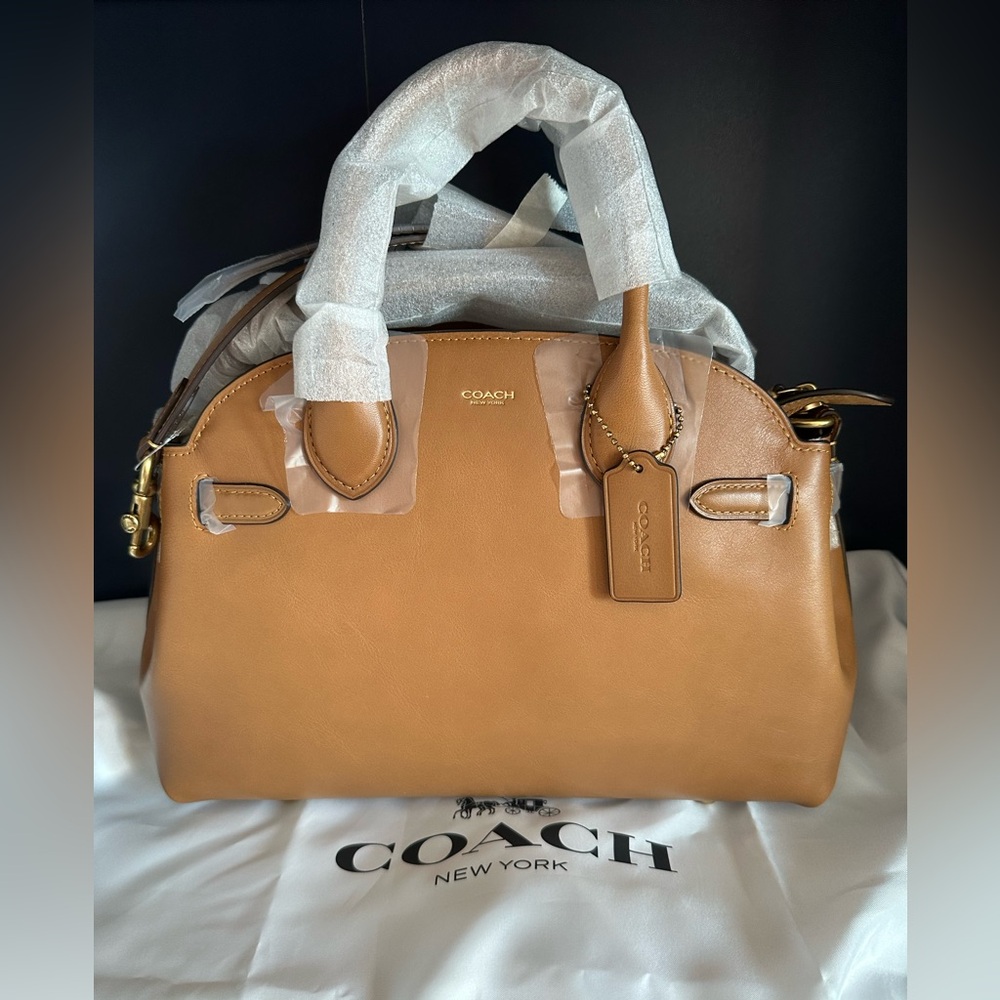 NEW Coach Soft Empire Carryall 28 Honey Brown